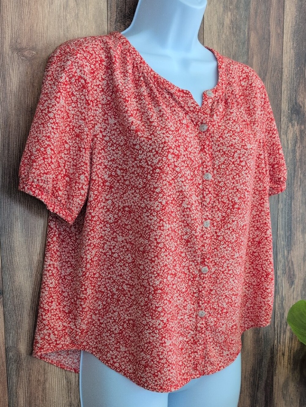 Universal Thread Floral Button-Down Crop Blouse M 597A